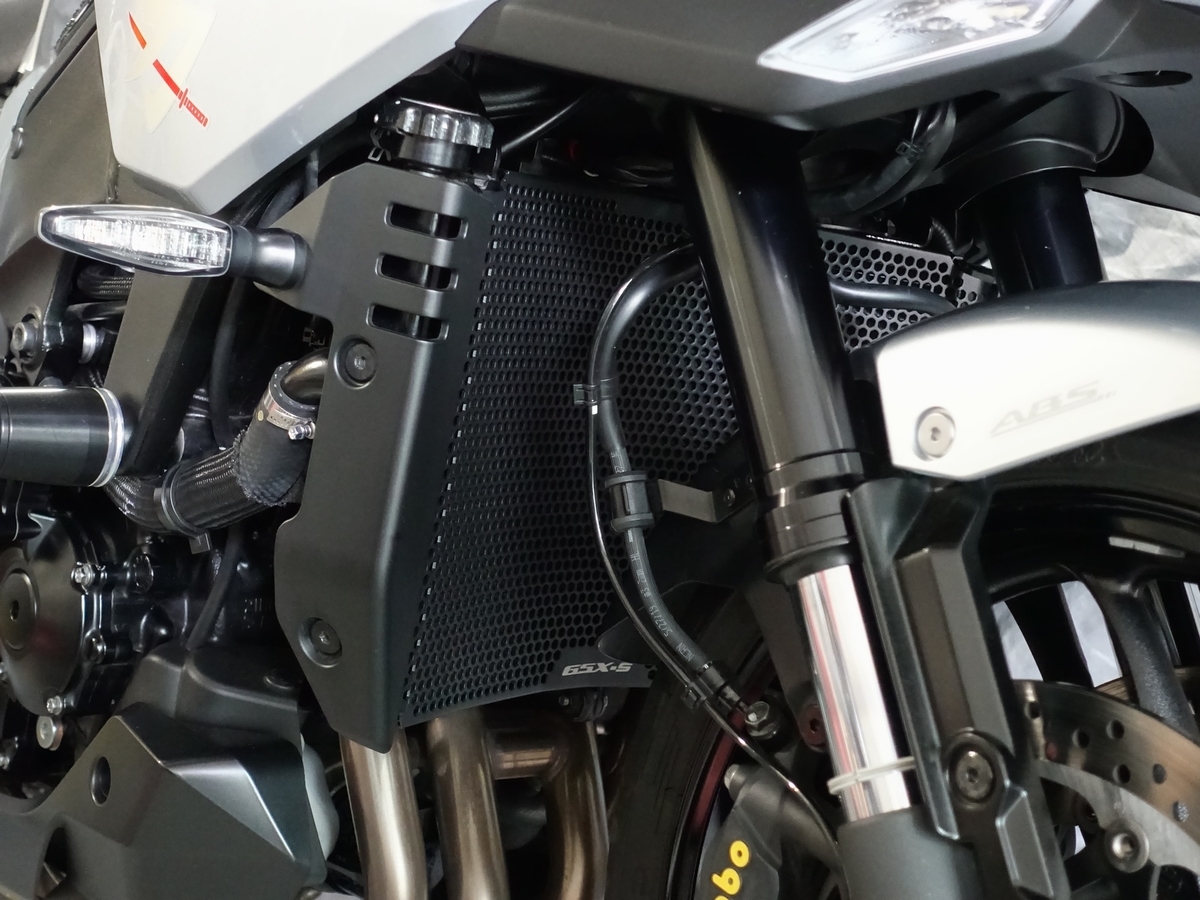 Suzuki katana 1000 GSX-S1000S (M0) 新型カタナ ラジエターコアガード