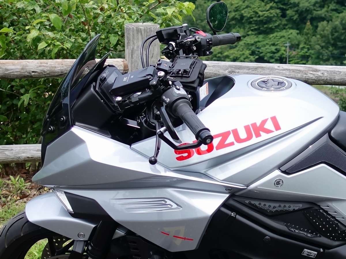 KATANA 2022- ハンドルバーライザー 20mmUP ブラック VOIGT MOTO 
