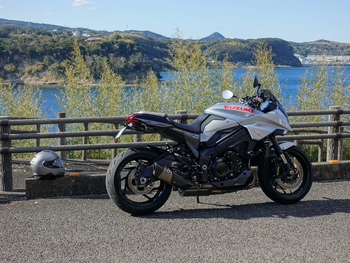 新型カタナ タイヤ - I don't know anything other than a motorcycle