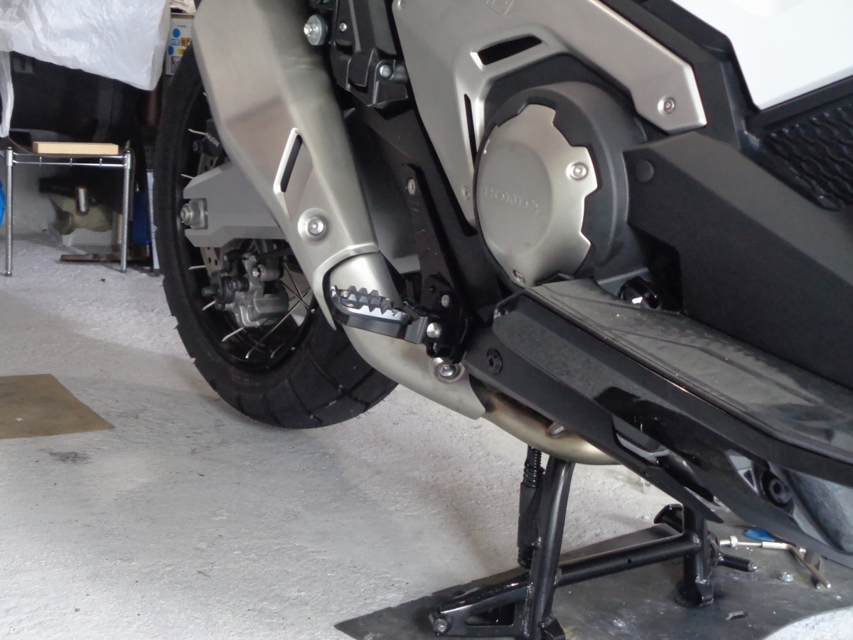 X-ADV ライダーステップ ラジエターコアガード スタンドキッカー XADV 