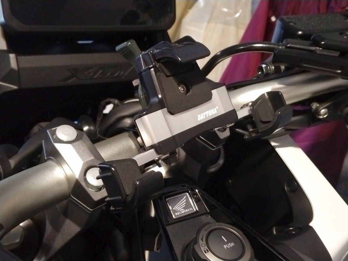 X-ADV トップ&サイドケースのワンキー化 XADV key matching XADV one