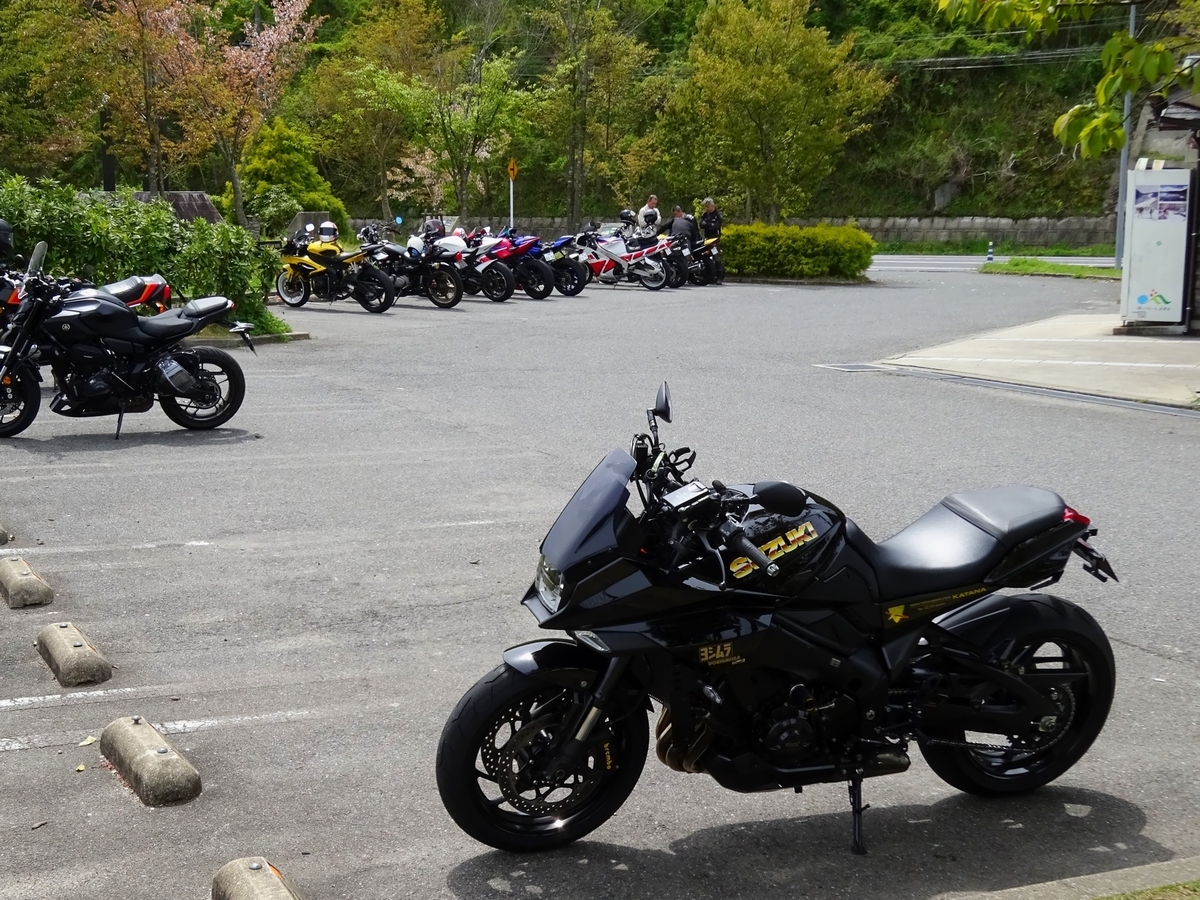 Suzuki Katana tire review PIRELLI DIABLO ROSSO CORSA 新型カタナ