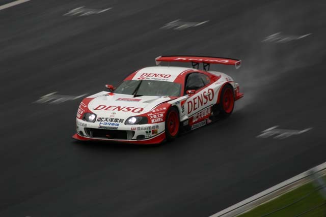 富士スピードウエイ　スーパーＧＴ