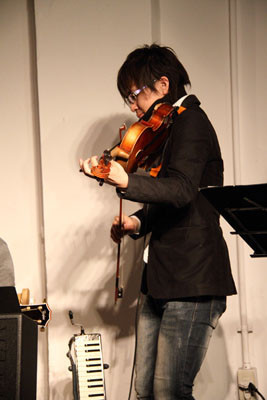f:id:stemgallery:20110225195439j:image f:id:stemgallery:20110225195439j:image