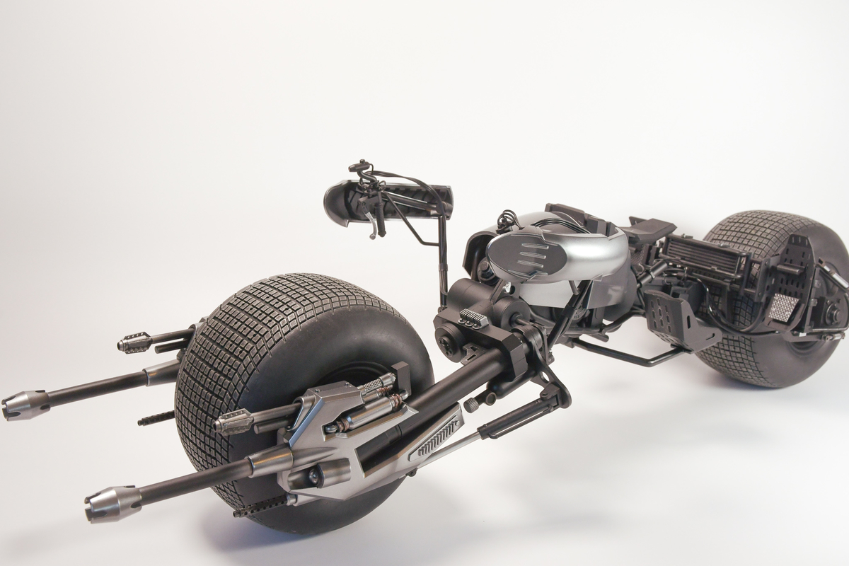 HOT TOYS BAT POD - TOP