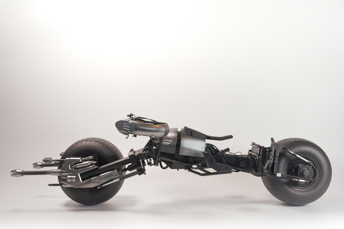 HOT TOYS BAT POD - TOP