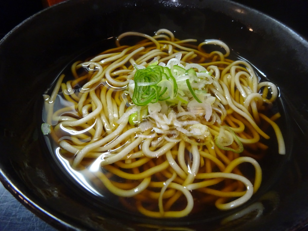 札幌大通で立ち食いそば 昭和ビル地下1階 ながら うまし スガナミの雑記ブログ