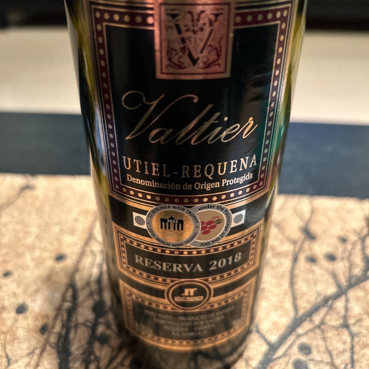 Valtier Valtier Reserva Utiel-Requena Bodegas ★★★☆☆ - 酒と音楽の日々