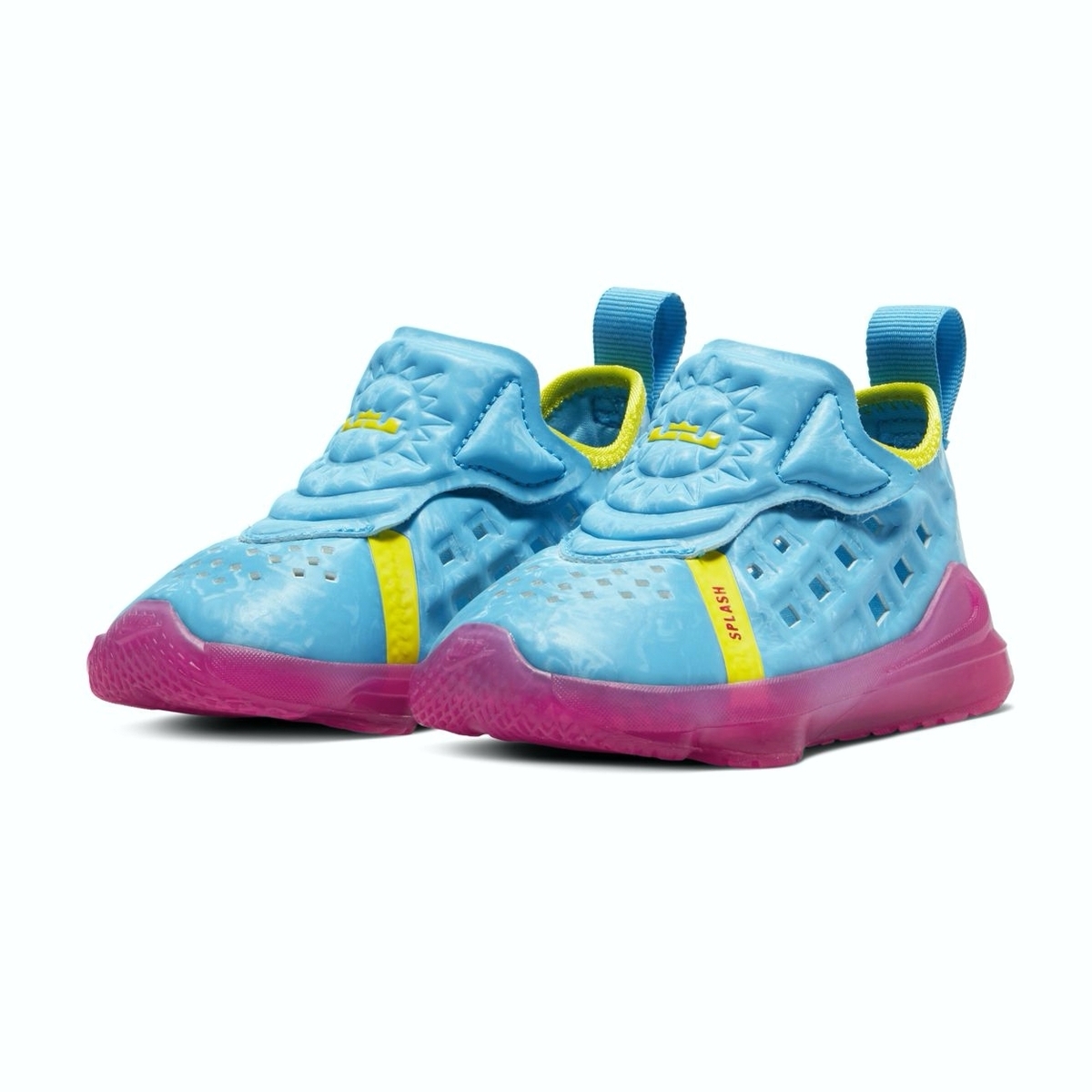 red nike cross training shoes