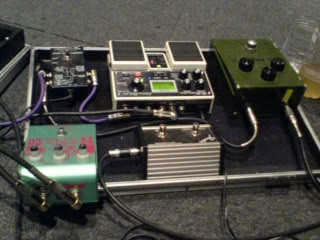 MO'SOME TONEBENDER　百々さんのエフェクターその1