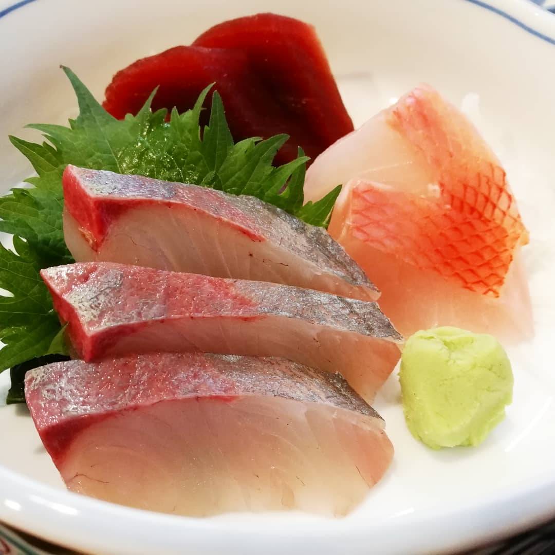 草加でお魚ランチじゃ 長重郎の 刺身定食 と単品 かいわり をいただきました 魚活ブログ お魚を食べては報告するんじゃ
