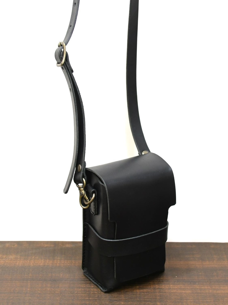 革ケース付　昭和フィルムカメラ　YASHICA フィルムカメラ 革ケース 昭和レトロ YASHICA 年代物｜Yahoo!フリマ