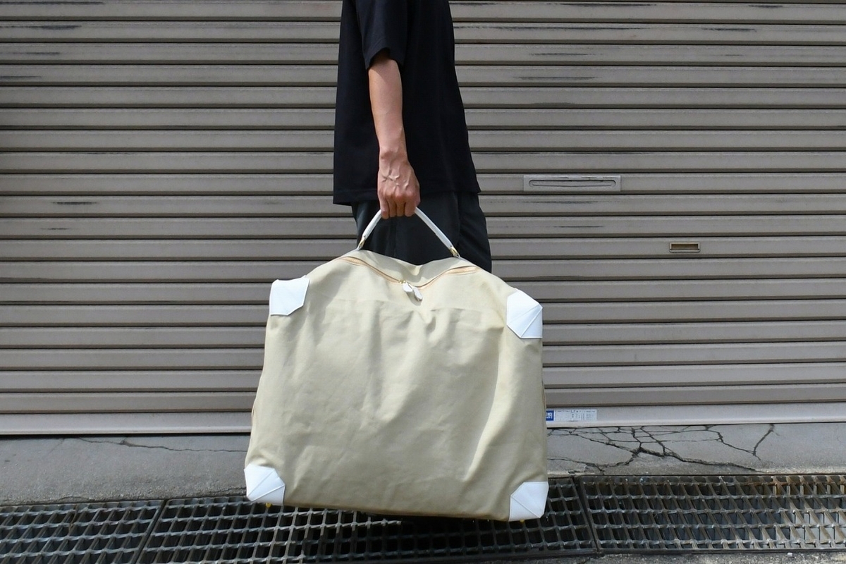 帆布で少し大き目のトランク型バッグのオーダー製作