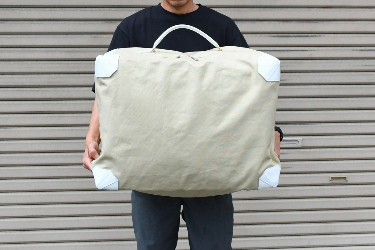 帆布で少し大き目のトランク型バッグのオーダー製作