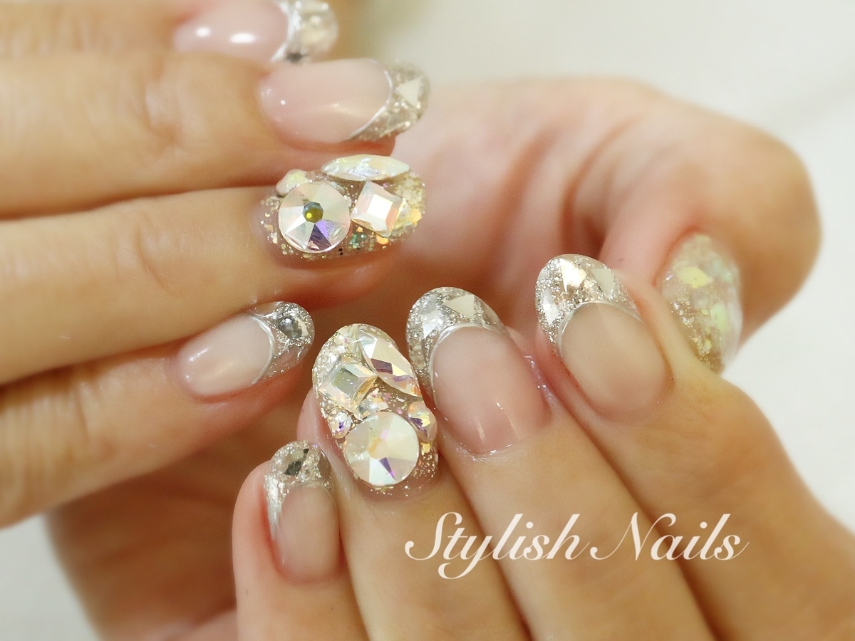 ガラスフレンチとキラキラネイルデザイン スタイリッシュネイルズ ガラスフレンチとキラキラネイルデザイン スタイリッシュネイルズ