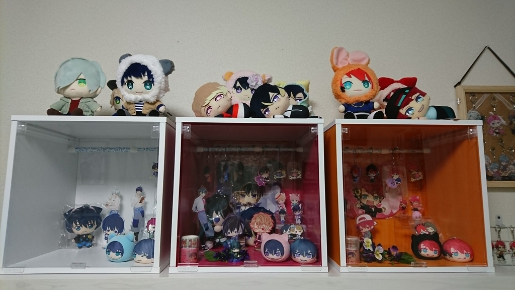 グッズを飾るためにコレクションケースを買ってみた すあまの雑記ブログ