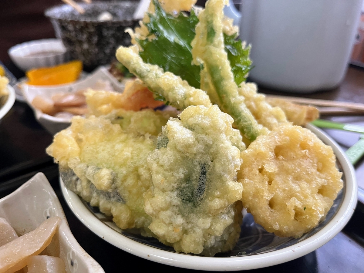 野菜天ぷら御膳の天ぷらたち