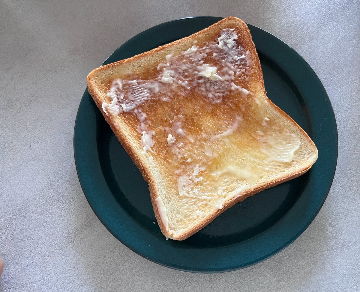 18㎝きれいに収まる食パン