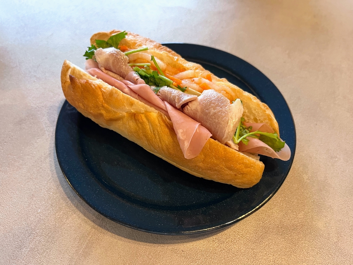 なますがとてもおいしいバインミー