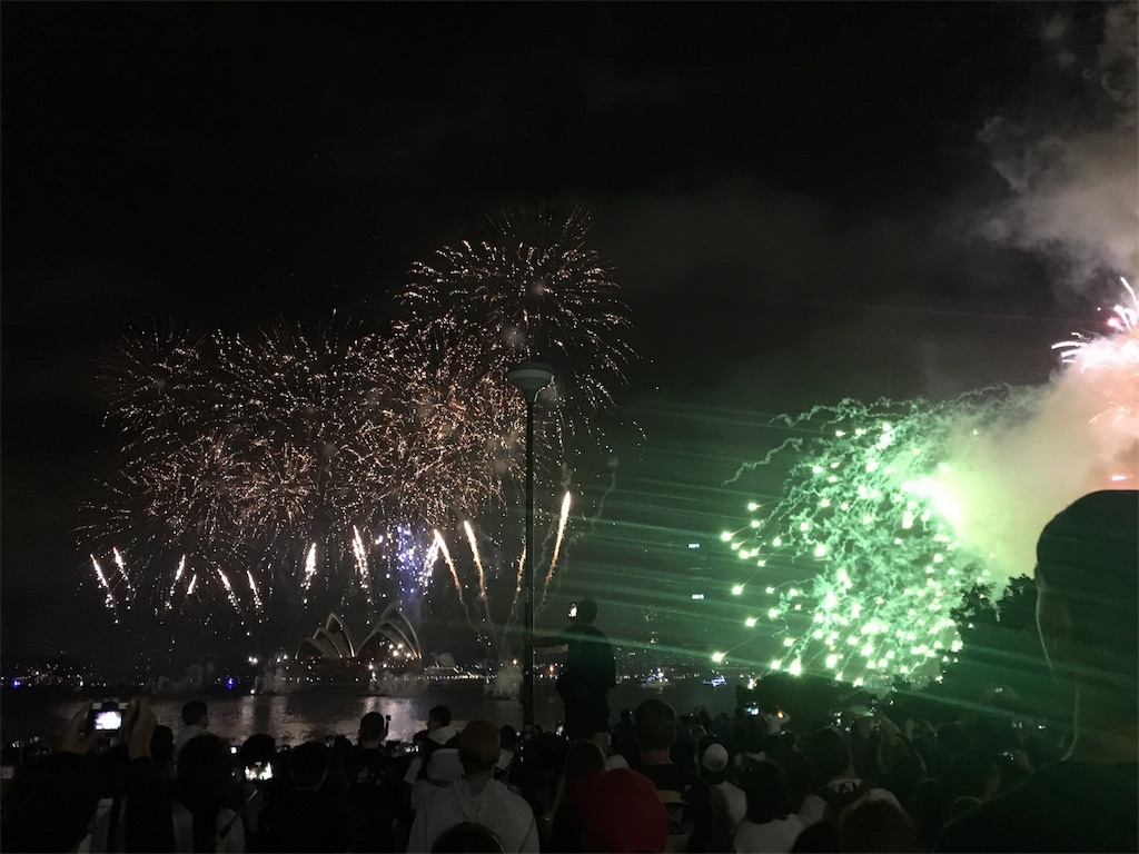 シドニーで新年カウントダウン花火を観る方法 ぐうたらで優雅な主婦のすすめ