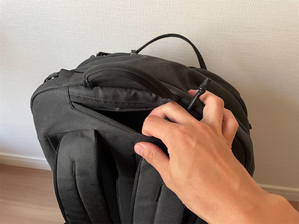 おすすめは機内持ち込み最大40Lリュック。海外旅行にバックパック一つ