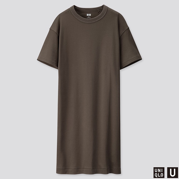 Uniqlo Uの「クルーネックTワンピース(半袖)」 Uniqlo Uの「クルーネックTワンピース(半袖)」