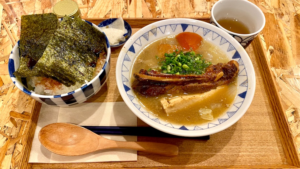 豚汁定食専門店『ごちとん』 - スミオブログ