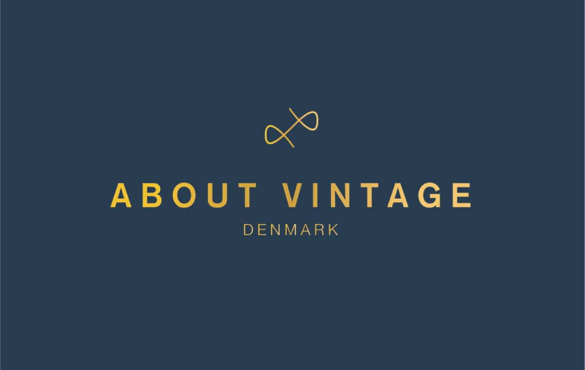 腕時計喫茶-Wristwatch-Tearoom- | 目からウロコ！！「About Vintage（アバウト ヴィンテージ）」さんの『1954 GMT World Traveler』をレビューします！！