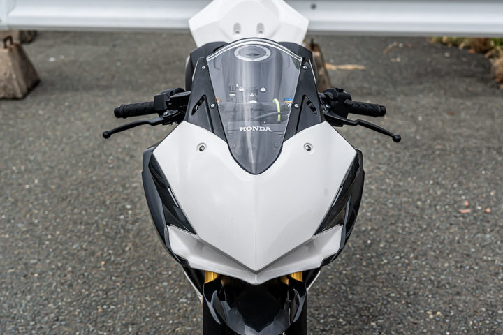CBR250rr フロントゼッケンプレート レースカウル BATTLE FACTORY(バトルファクトリー） フロントゼッケンプレート