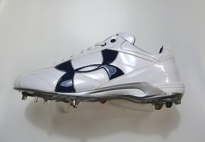 アンダーアーマー フェローズ9LOW ホワイト‪✕‬レッド 26.0cm新品 UNDER ARMOUR 交換無料 野球 スパイク ブロック 子供 アンダー