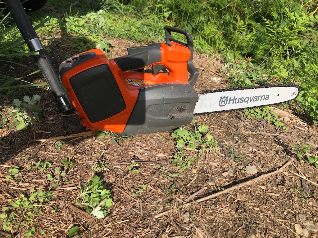 本日限り値下げ Husqvarna ハスクバーナ チェーンソー T540iXP 本日限り値下げ Husqvarna ハスクバーナ チェーンソー T540iXP