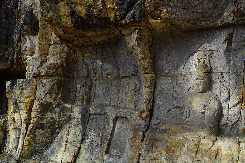 f:id:sunsun_fine:20191210162334j:plain 岩谷観音の磨崖仏