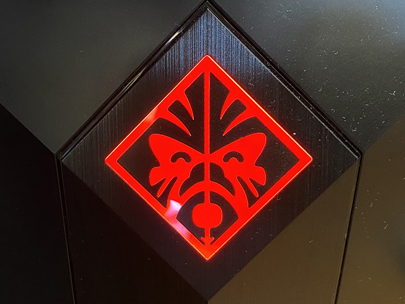 謎のOMENエンブレム