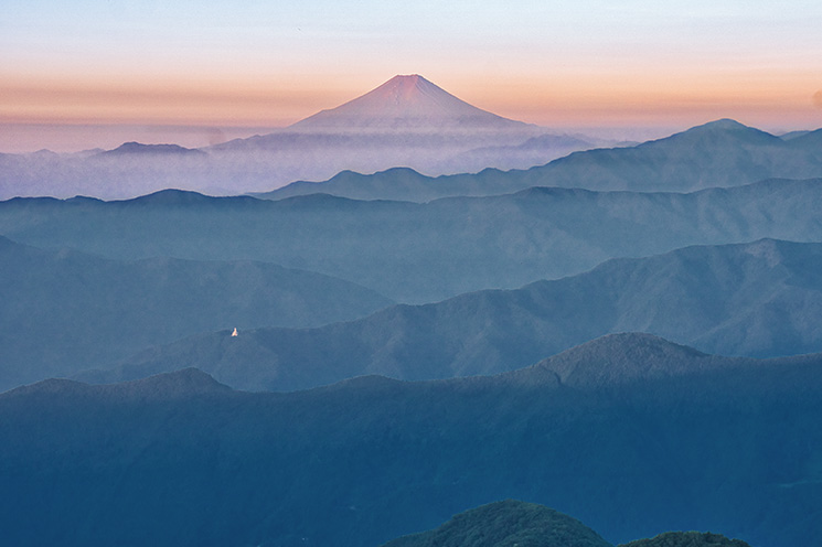 鷹ノ巣山から富士山