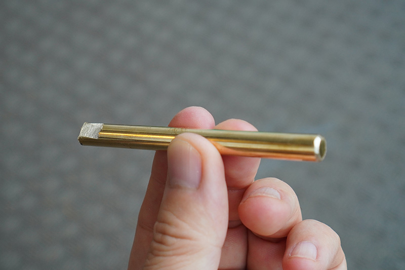 真鍮棒を削ったところ