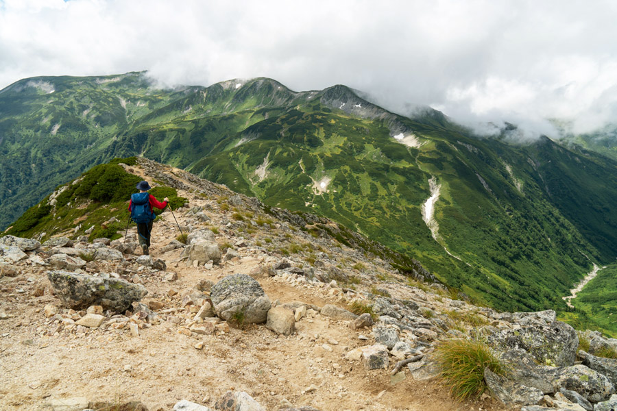 鷲羽岳から下山