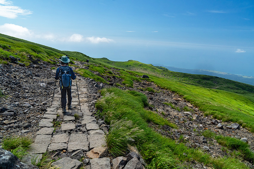 鉾立登山口へ向かいます