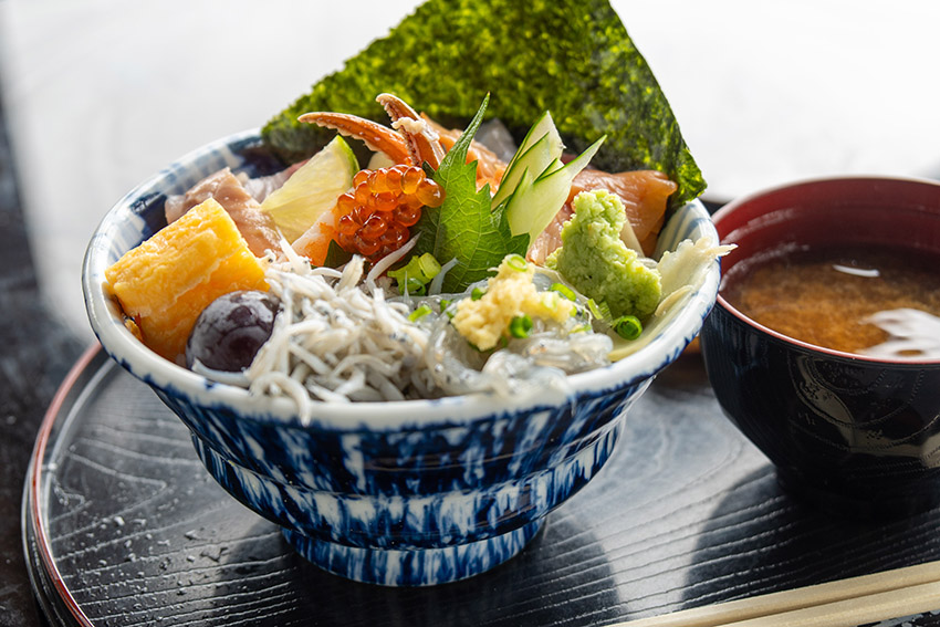 閖上海鮮丼