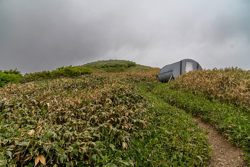オジカ沢の頭避難小屋