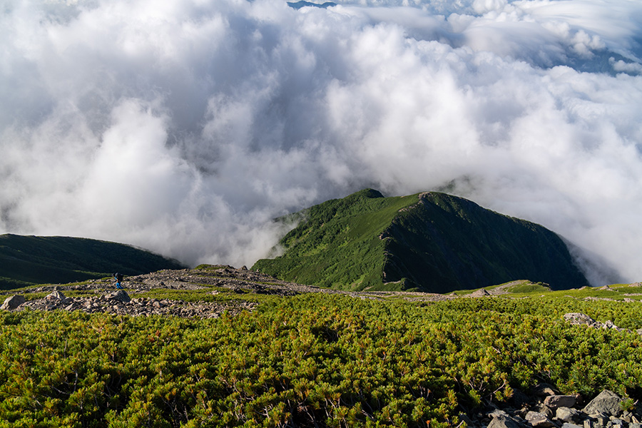 聖平は雲の中