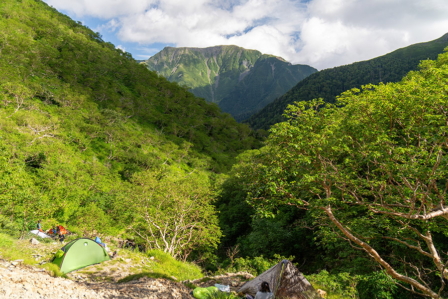 百間洞山の家テント場から聖岳