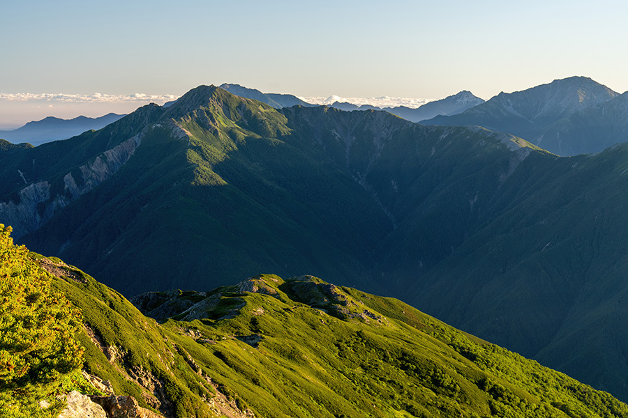 塩見岳と蝙蝠尾根