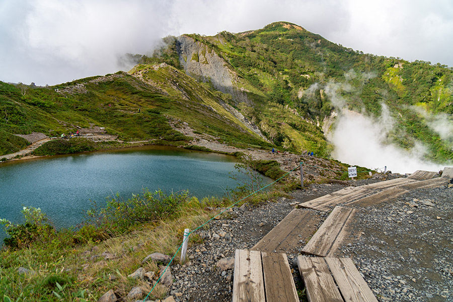 八方池畔に到着