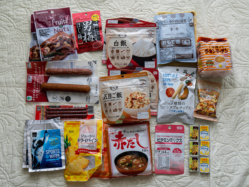 軽くて高カロリー・高タンパクのものを探し求めています