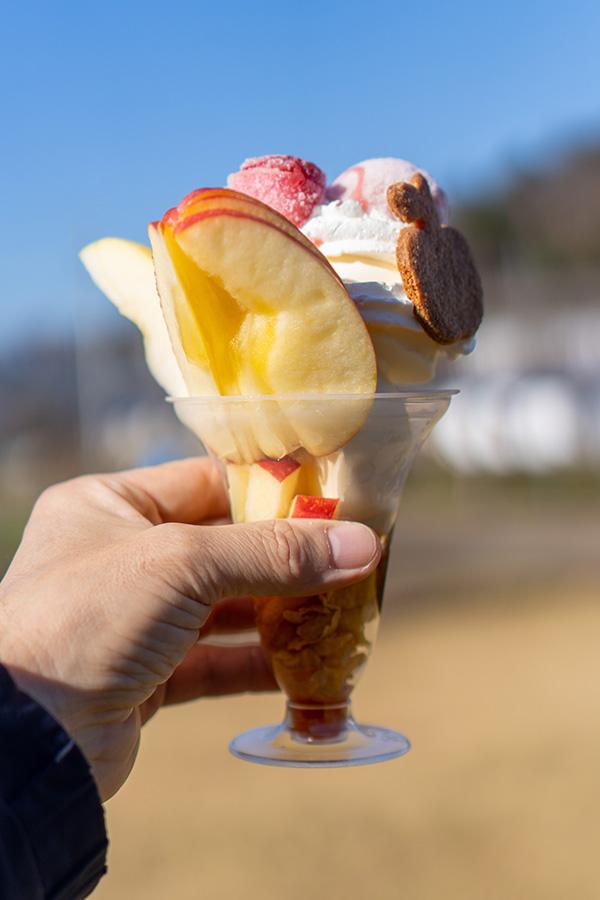 りんごパフェ