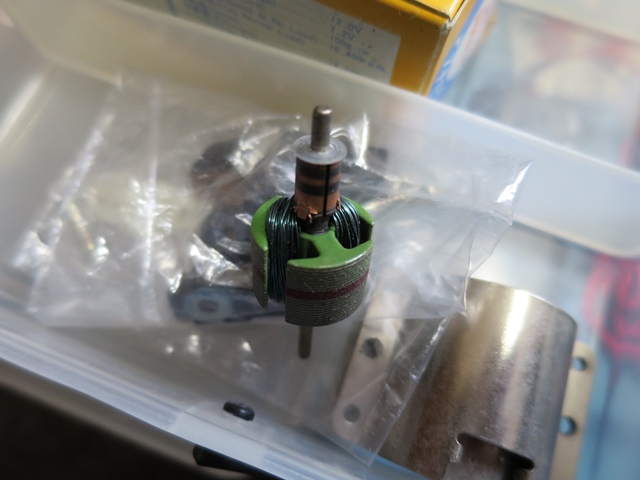 [訳あり] タミヤ ブーメラン ラジコン+フタバ Attack プロポ セット 訳あり] タミヤ ブーメラン ラジコン+フタバ Attack プロポ セット