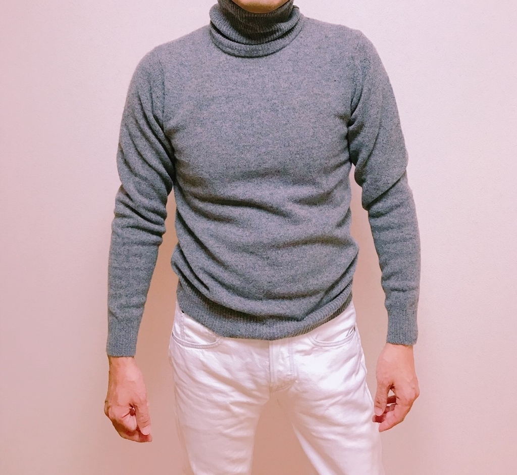 品薄 ユニクロのプレミアムラムタートルネックセーター アラフィフおじさん ファッションで若作り キモいと言われないために 品薄 ユニクロのプレミアムラムタートルネックセーター アラフィフおじさん ファッションで若作り キモいと言われないために