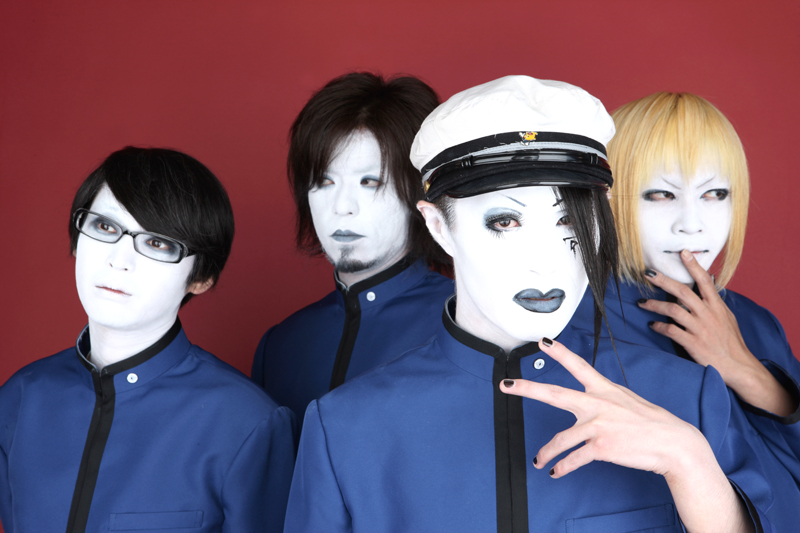 ヴィジュアル系バンドから落語家へ転身した男の「天神橋筋六丁目