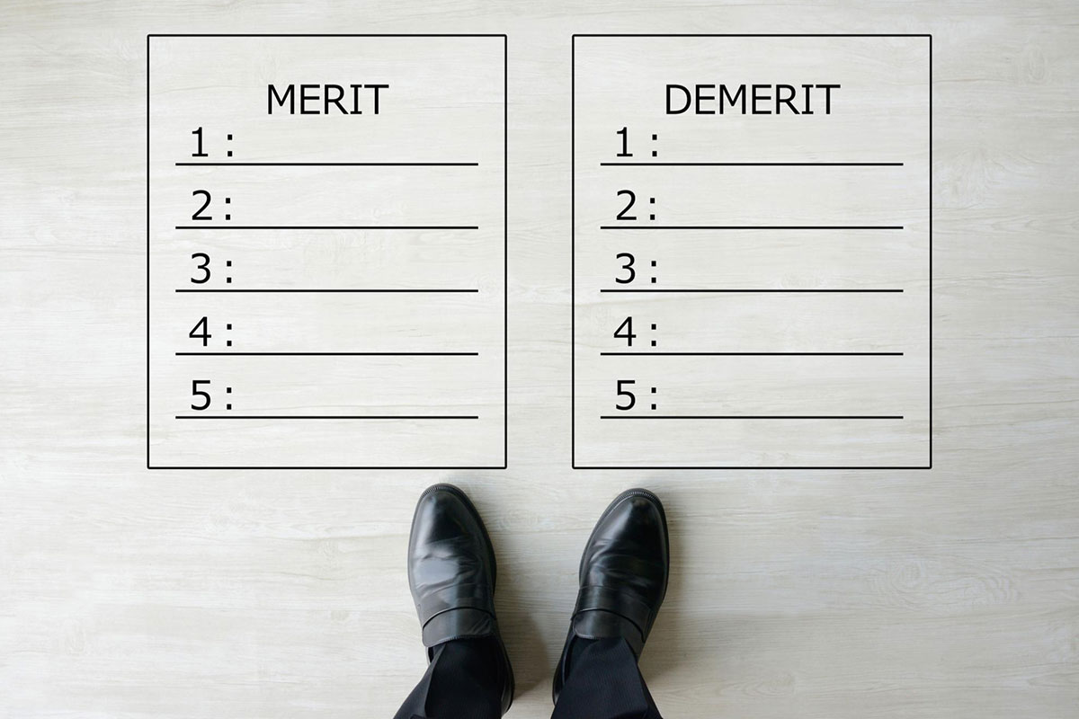 メリット・デメリットのイメージ