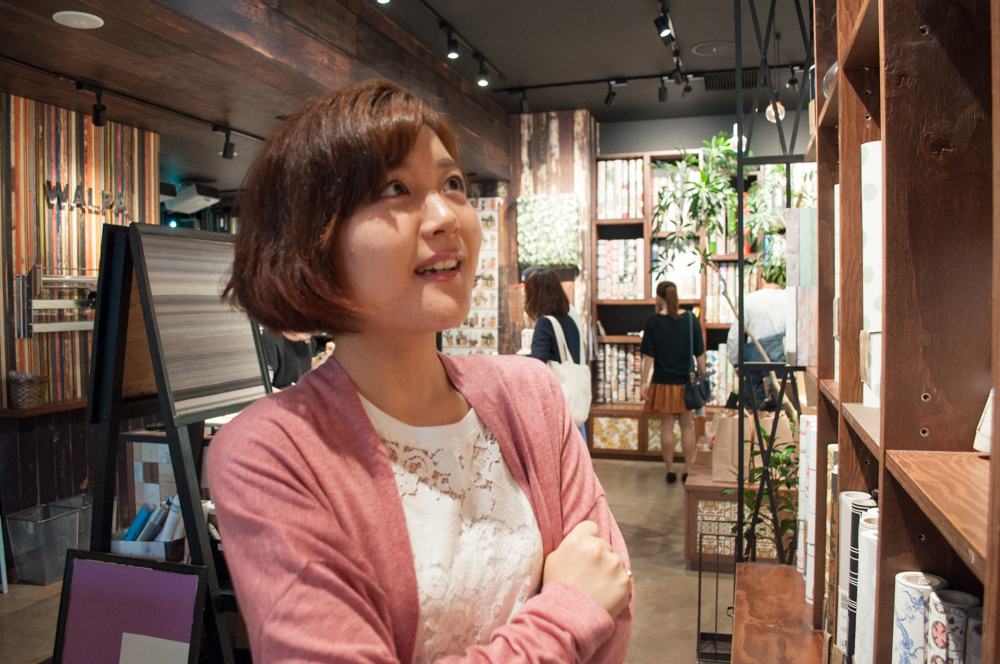 それゆけ 壁紙リフォーム大作戦 壁紙専門店で出会う世界の壁紙 リフォームタイムズ Suumo リフォーム リノベーションのプロが発信する情報